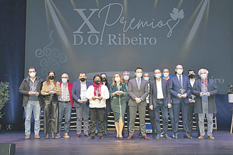Ganadores y premiados en la gala de 2021, que se celebró en Ourense.