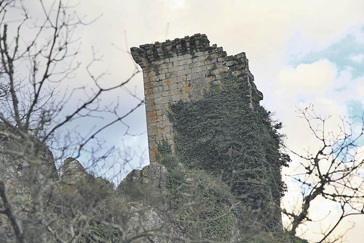 La Torre de Sande, en Cartelle.