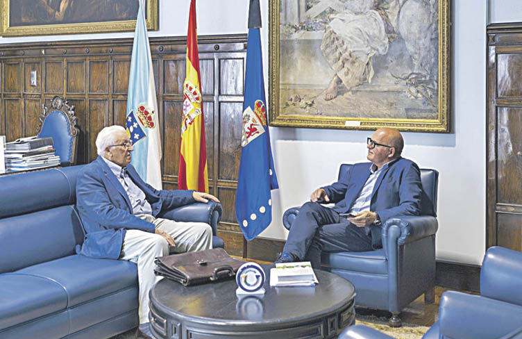 Avelino de Francisco y Manuel Baltar en el Pazo Provincial.