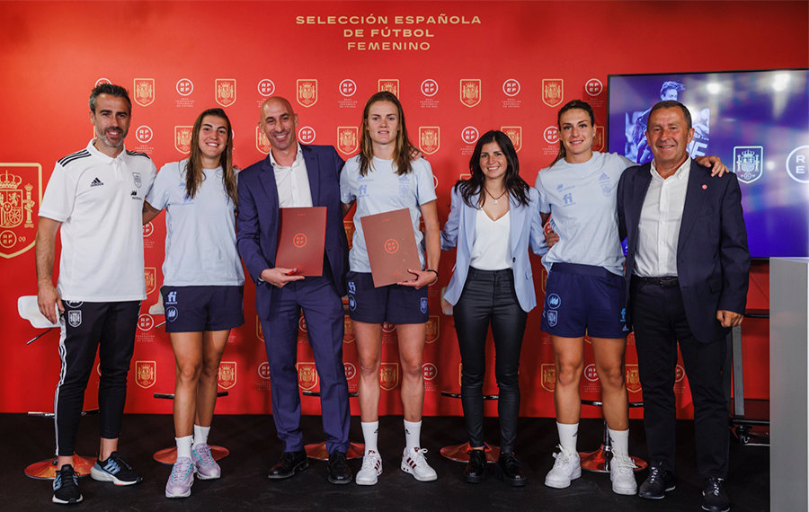 Selección de fútbol femenino de España (RFEF)