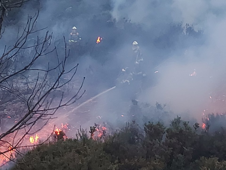 Incendio forestal en Lobios