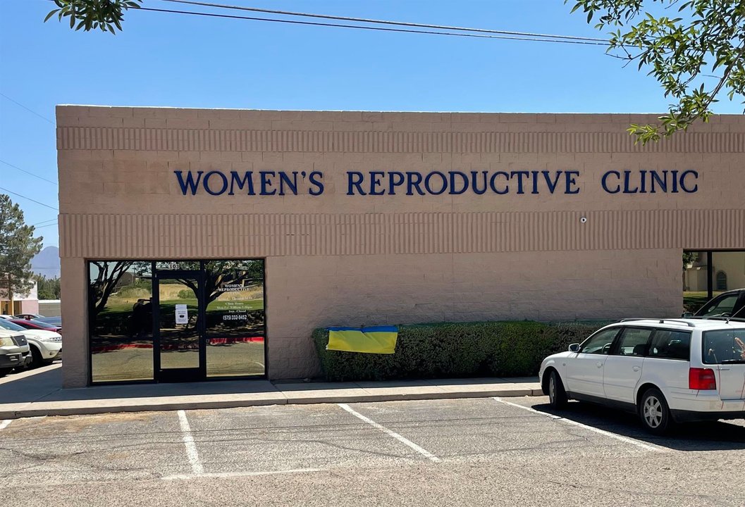 Fachada de una clínica que proporciona abortos en Santa Teresa, zona limítrofe entre Texas y Nuevo México. EFE.