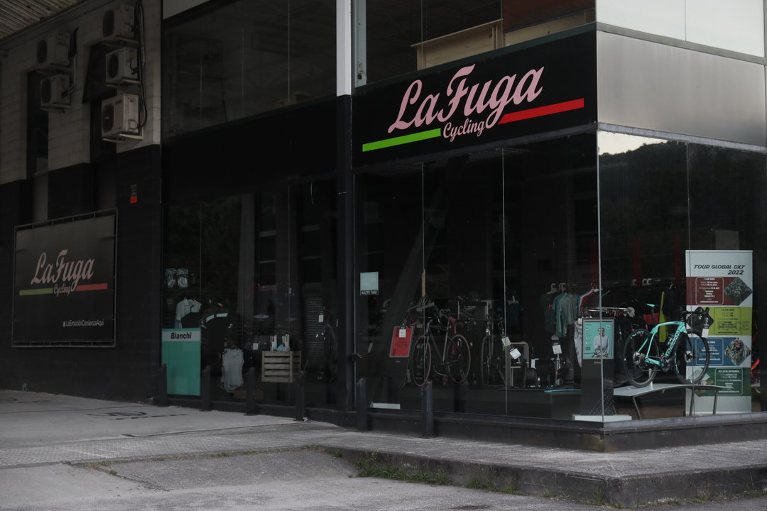 La tienda de LaFuga Cycling de Ourense, en Quintela de Canedo.