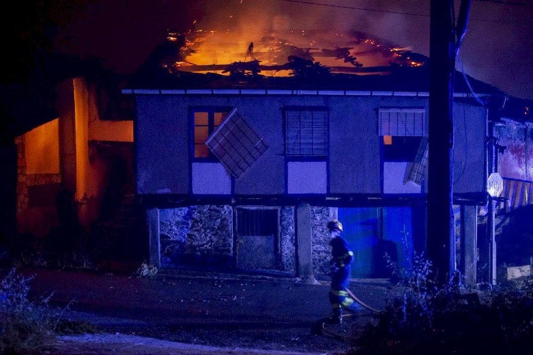 Incendios en Valdeorras a finales de julio. BRAIS LORENZO