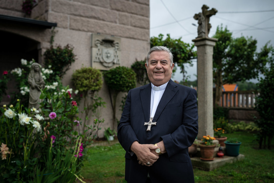 SARREAUS (LODOSELO). 17/08/2022. OURENSE. Entrevista con José Rodríguez Carballo, actualmente secretario no Vaticano. FOTO: ÓSCAR PINAL

