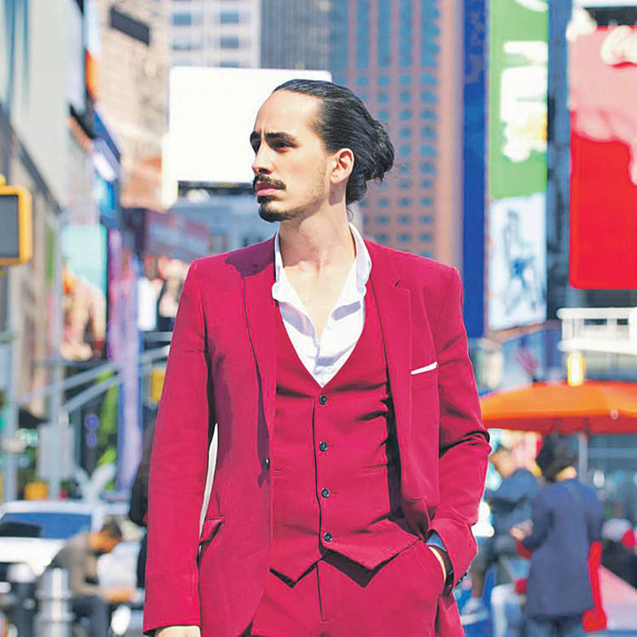 El pianista Fabio Álvarez por las calles de Nueva York.
