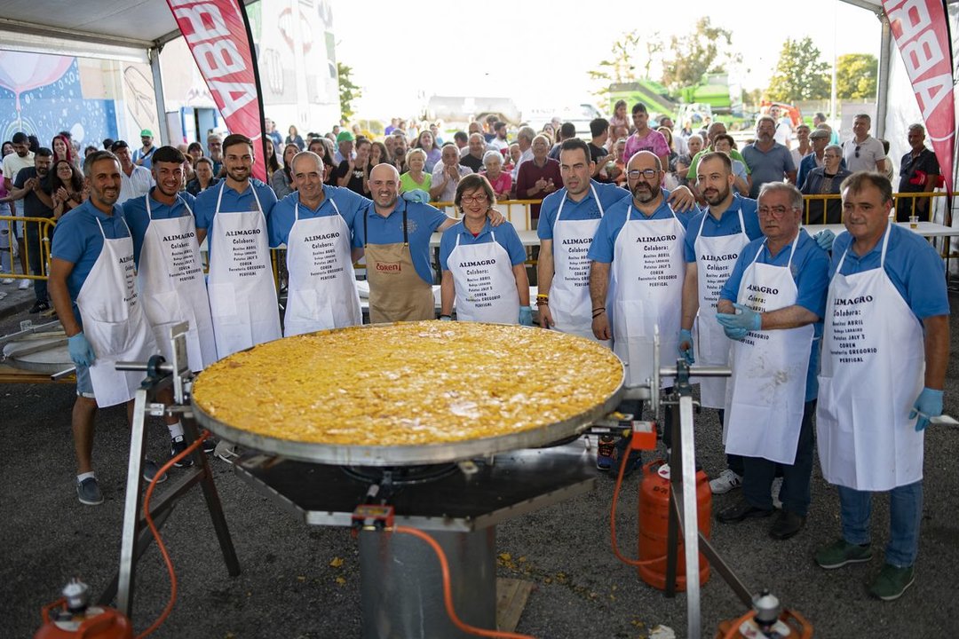 Xinzo de Limia. 03/09/2022. Feira Alimagro. Na xornada de hoxe elaboraron unha  Tortilla de pataca xigante con patacas da Limia.
Foto: Xesús Fariñas