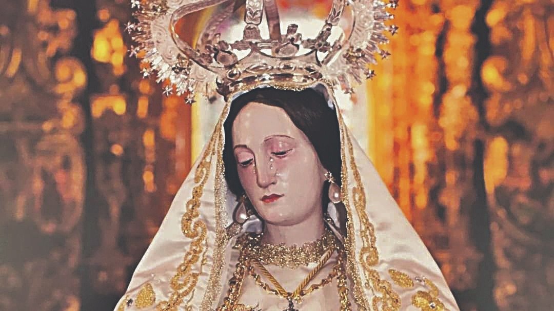 Imagen de la Virgen antes del robo.