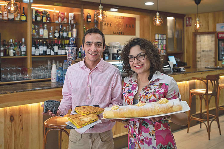 Gilberto y Anaí, gerentes da cafetería Tierra Madre (ÓSCAR PINAL).