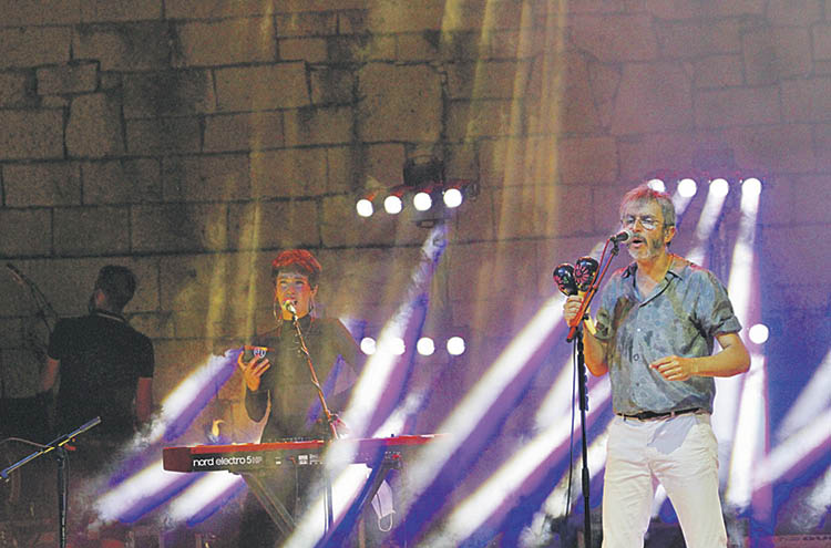 Xoel López en un concierto en Ribadavia en 2020.