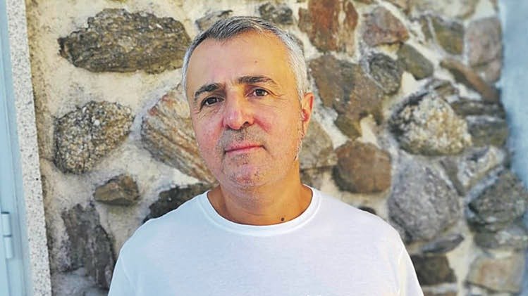 O autor de Escudeiros, Xoán Carlos Domínguez, é o responsábel do obradoiro.
