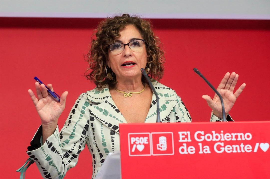 La vicesecretaria General del PSOE y ministra de Hacienda, María Jesús Montero (EFE)
