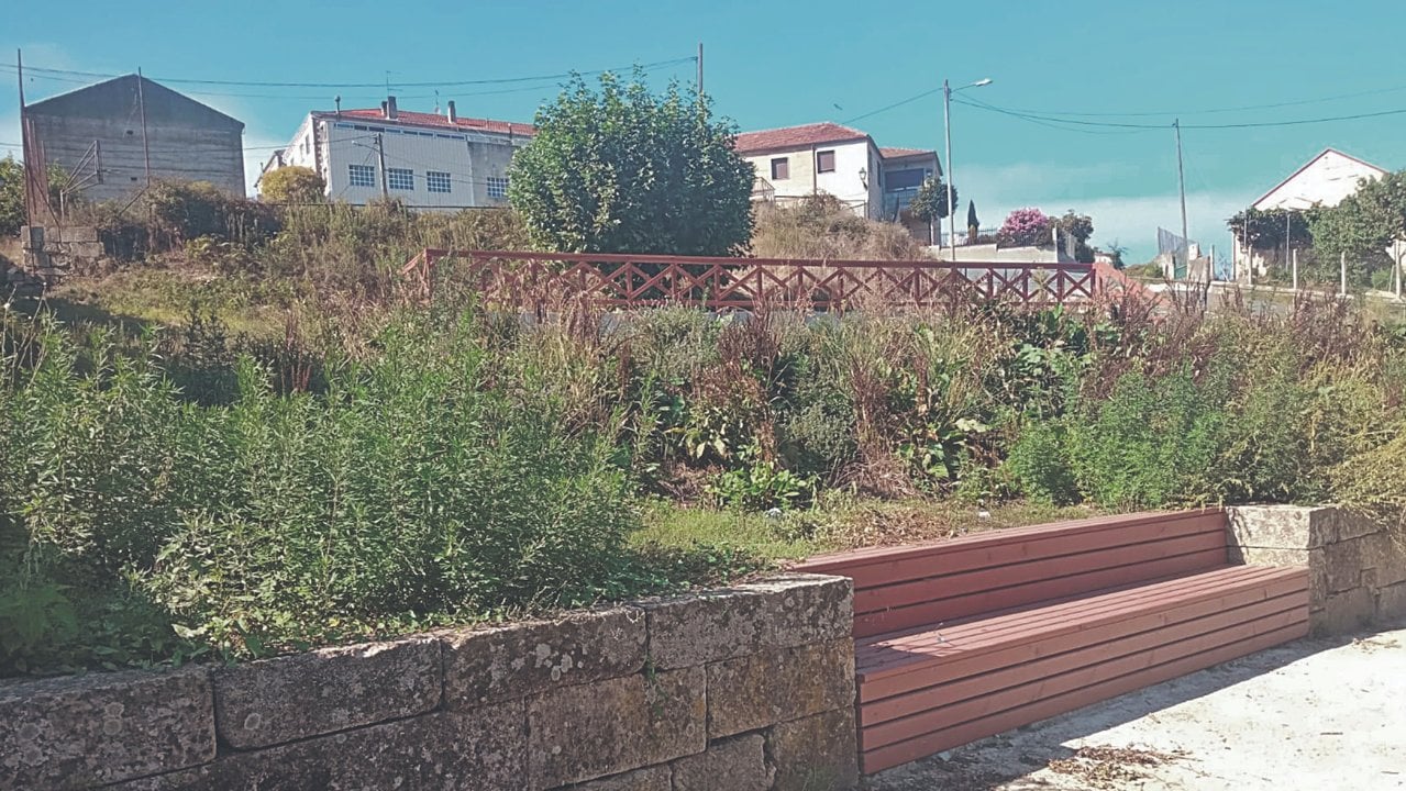 Parcela del barrio de Toscaña, donde está previsto ubicar el parque infantil.