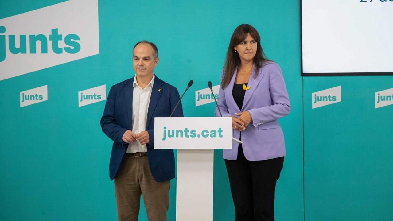 El secretario general de JxCat, Jordi Turull, y la presidenta del partido, Laura Borràs. EFE