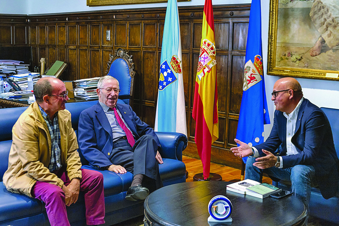 Francisco Magide, Antonio Carreño y Manuel Baltar, durante la reunión.