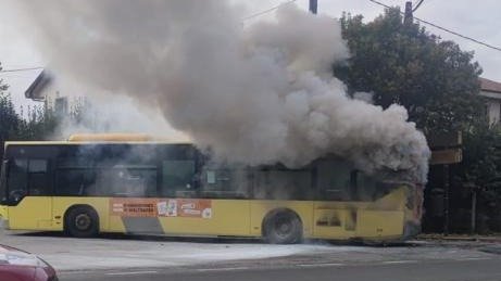 Arde un autobús en Santiago.