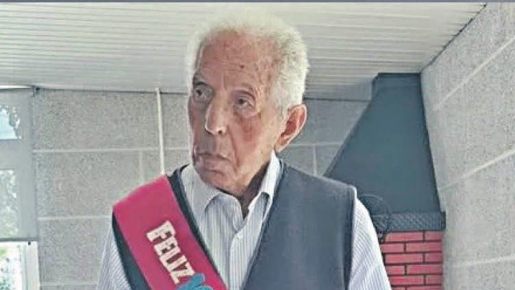 Bernardino Álvarez, cuando cumplió 104 años en 2021.