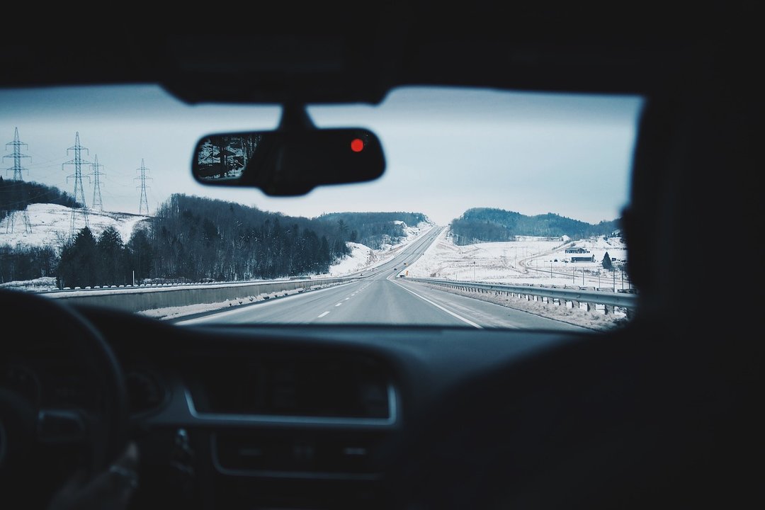 Conducción en invierno. Foto: Pixabay