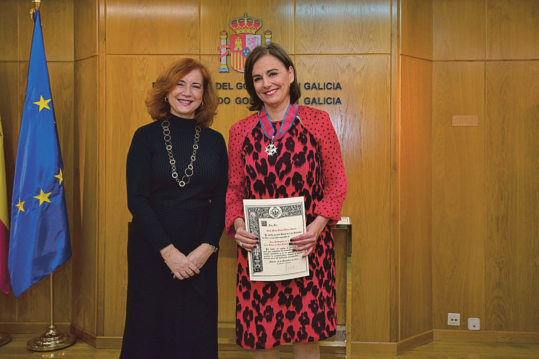 Louro, con Maria dels Àngels García, directora del Servicio Público de Justicia.