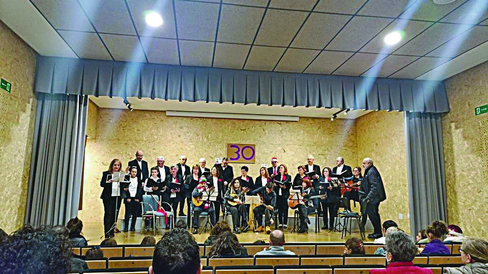 Concerto do trinta aniversario da rondalla Xuntanza dos Pobos da Peroxa.