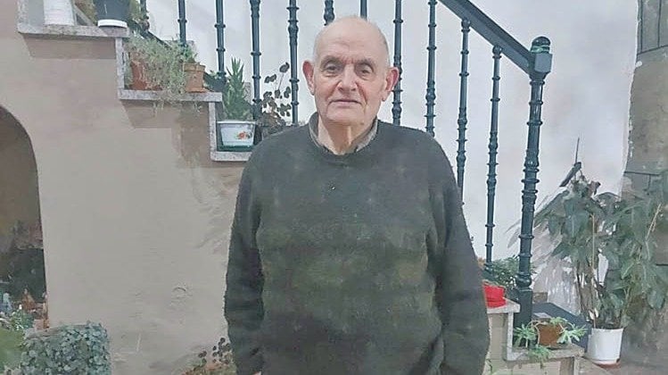 Manuel Mosquera tiene 81 años y vive entre Celanova y Ourense.