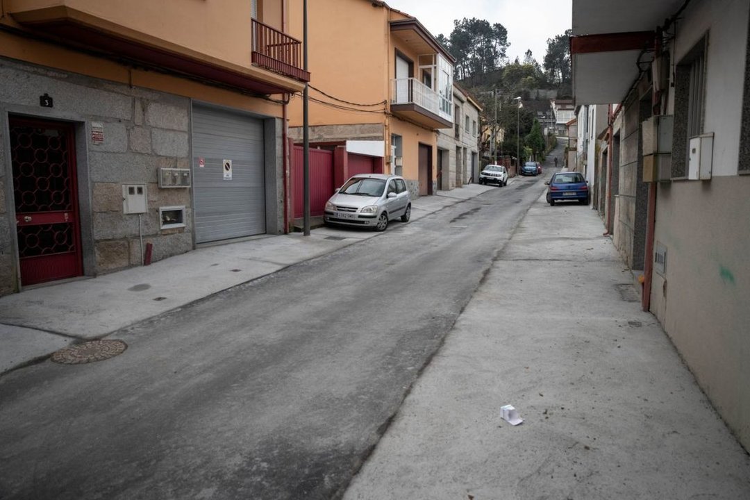 Estado de la rúa Carballo, en Rabo de Galo, a finales de febrero.