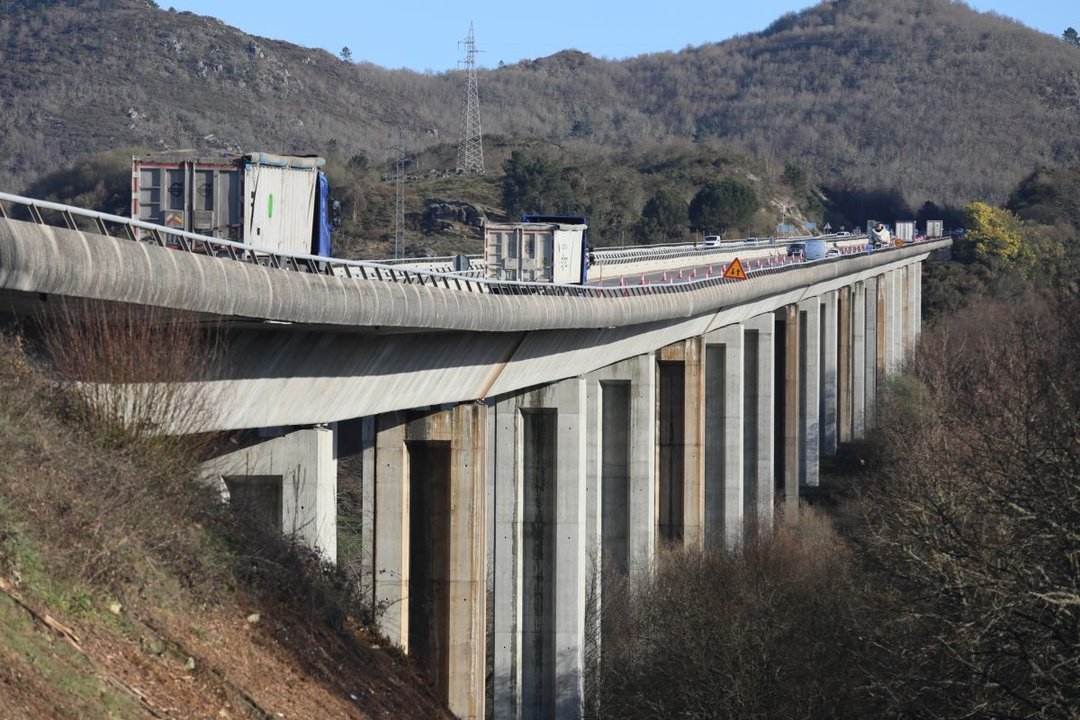 Viaducto de Allariz, en la A-52, ahora en obras.