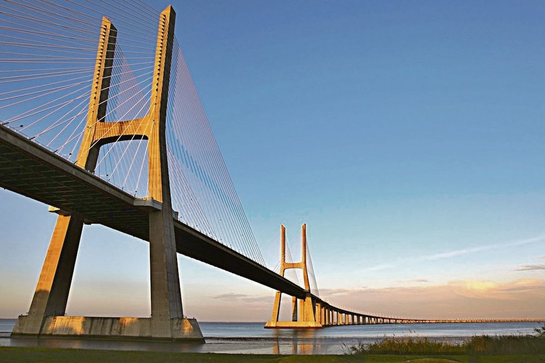 Imagen del puente Vasco da Gama.