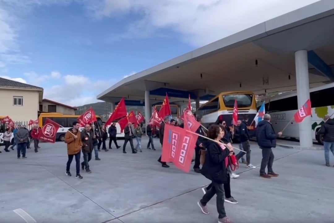 Huelga de autobuses en Ourense.