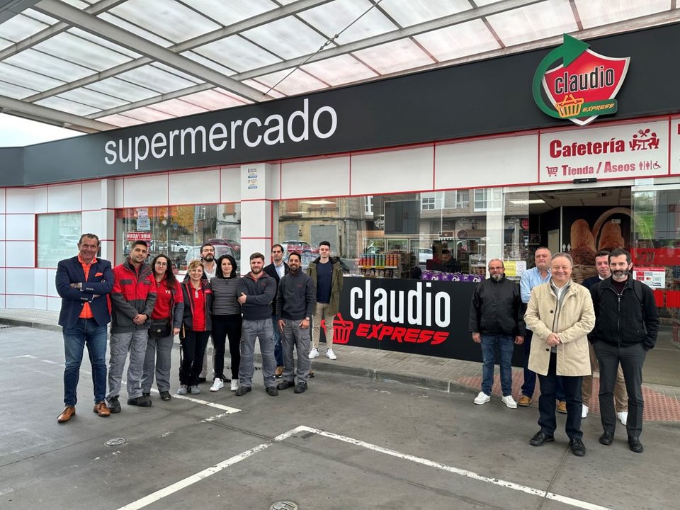 El nuevo supermercado Claudio en O Vinteún.