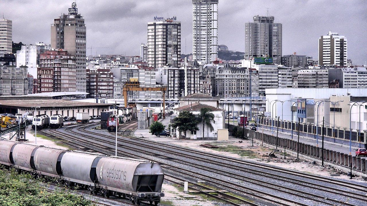 Estación de San Diego en A Coruña. (FOTO: JOSÉ LUIS CERNADAS - WIKIPEDIA).