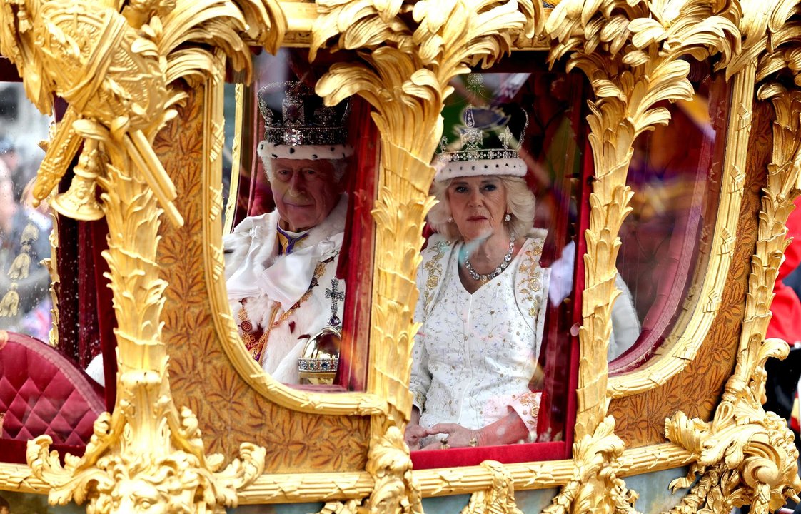 El Rey Carlos III y su consorte Camila, el día de su coronación.