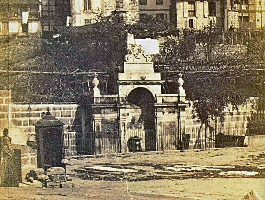 Burga en 1895.
