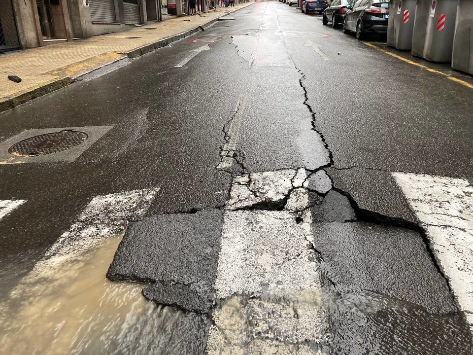 Calle Celso Emilio Ferreiro, tras el temporal