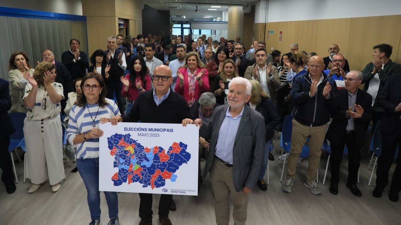 Junta Directiva del Partido Popular de Ourense (Foto: José Paz).