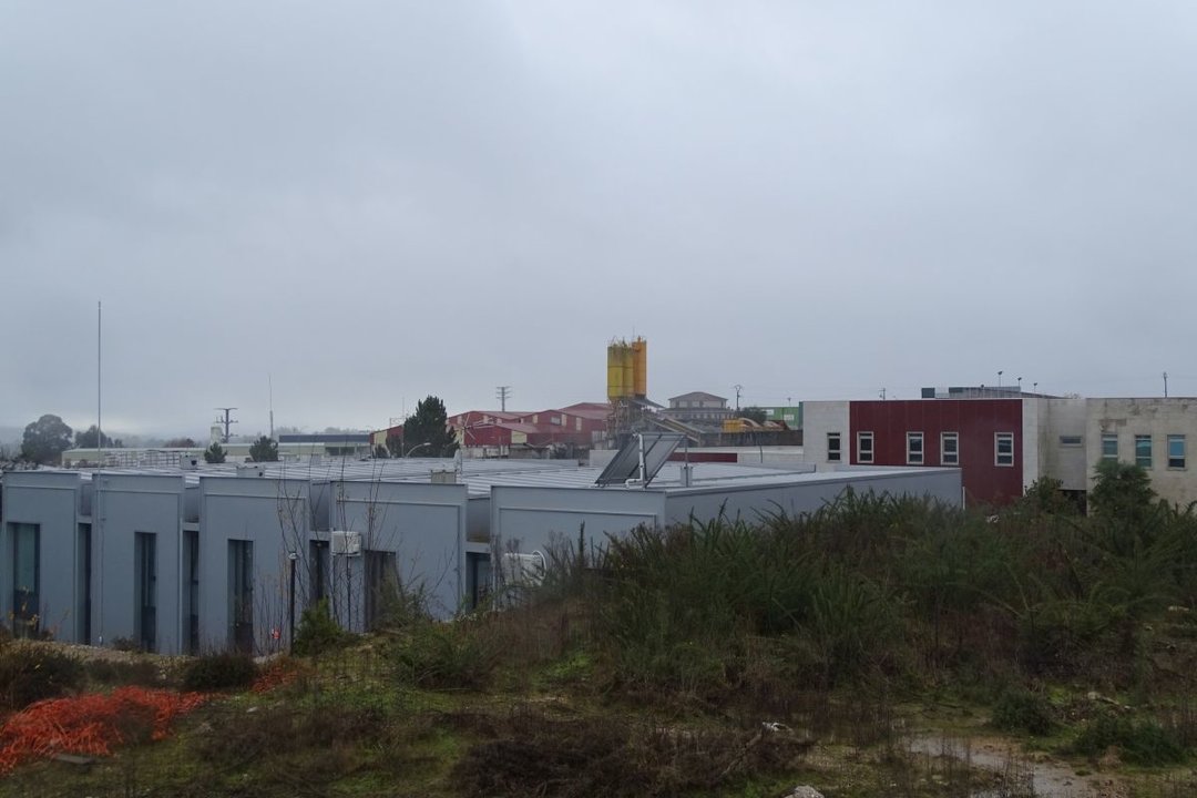 Area Industrial de Carballiño, integrada por el viejo polígono y el parque empresarial.