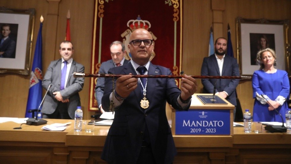 Investidura de Manuel Baltar como presidente de la Diputación en 2015.