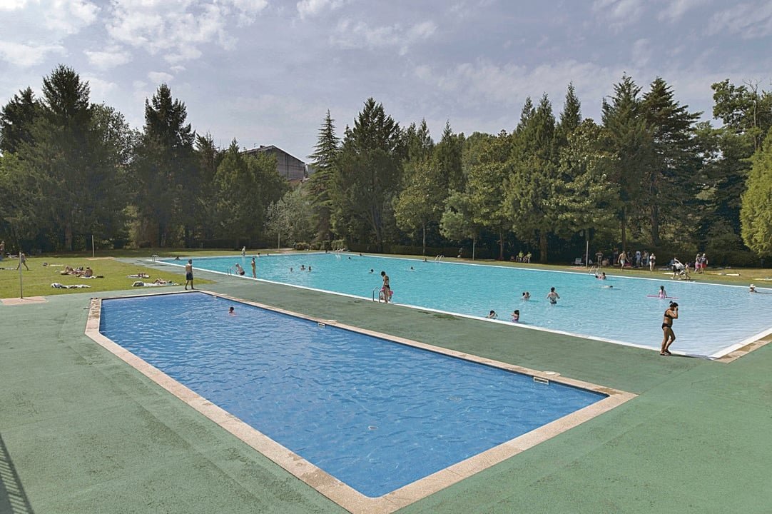 Las piscinas de O Carballiño (Foto: Archivo)