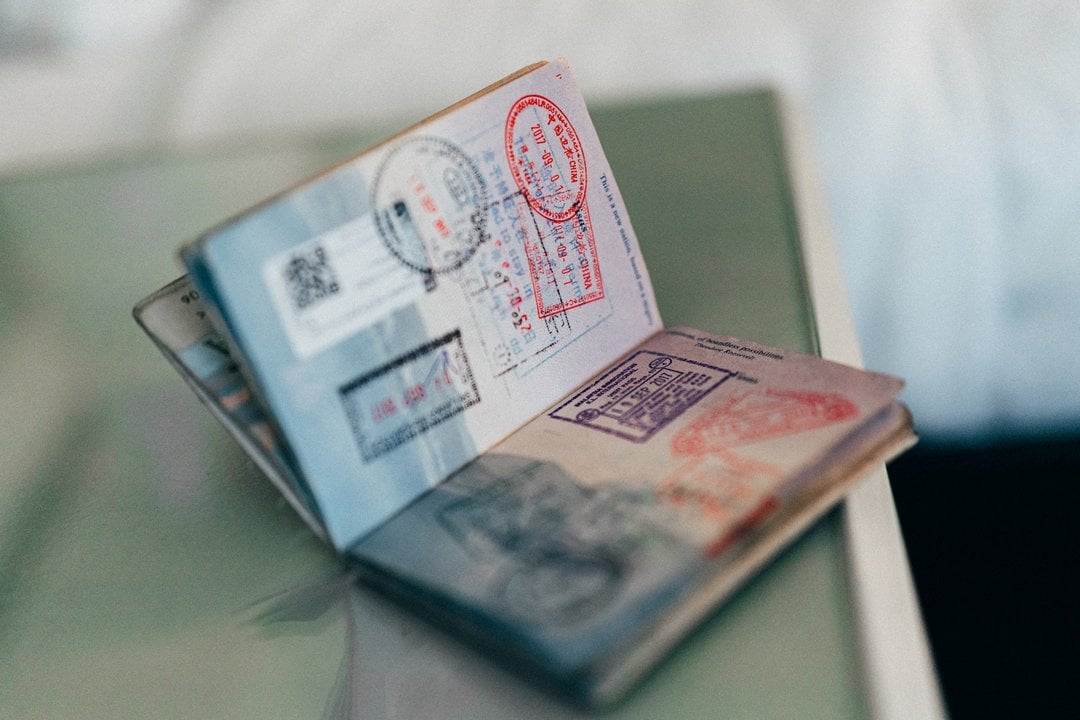 Un pasaporte (UNSPLASH).