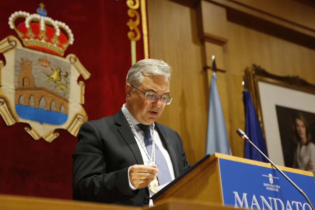 Luis Menor, elegido presidente de la Diputación de Ourense (Foto: Marcos Atrio)