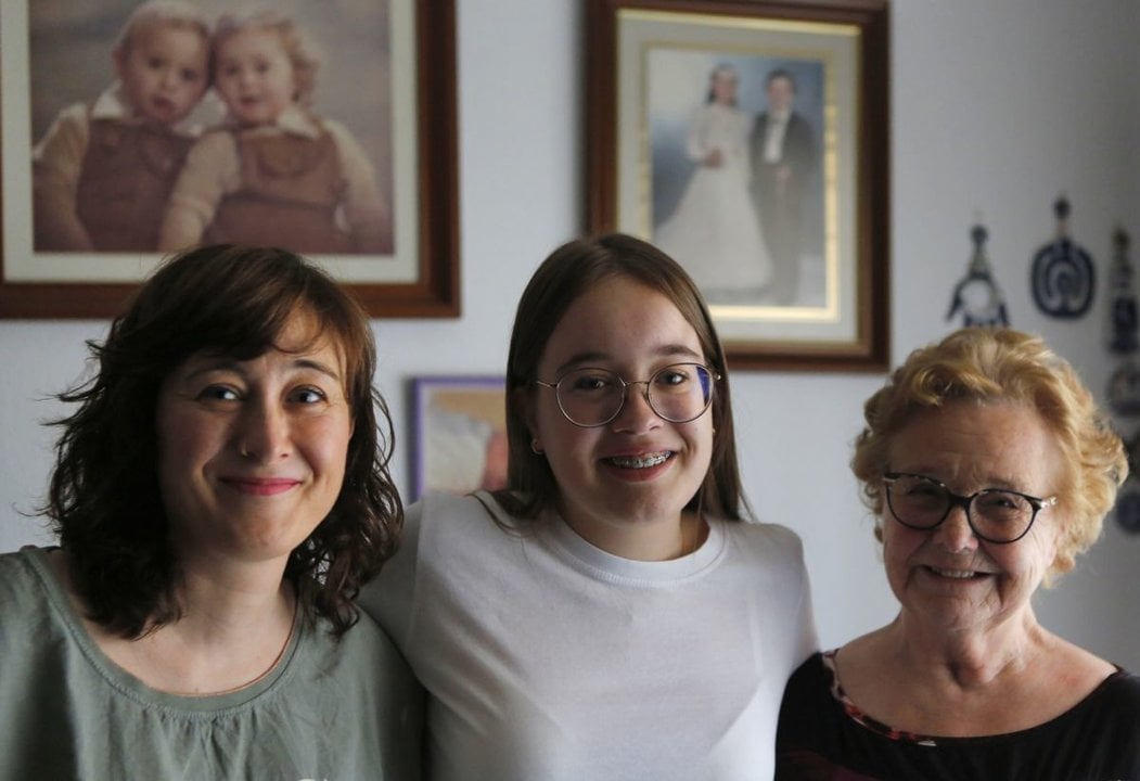 Noa González, Cristina Pacio y María Hermitas Guimarey.