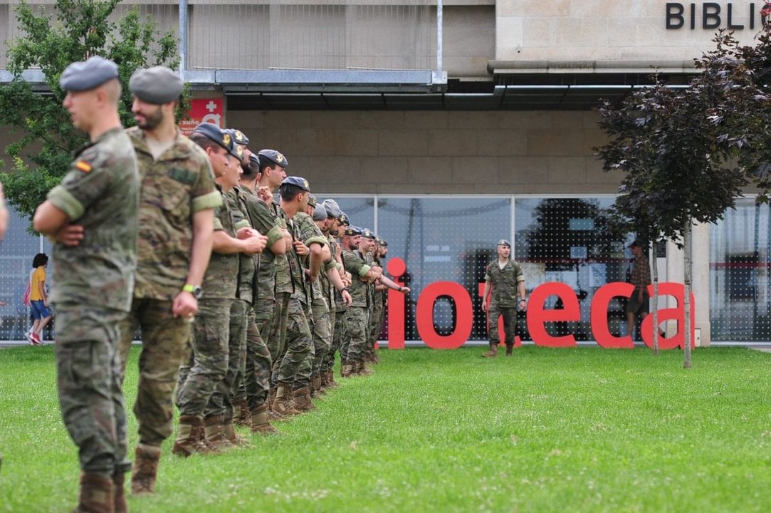 Militares del Regimiento Zamora 8 durante los ensayos para el homenaje, el pasado mes de junio.