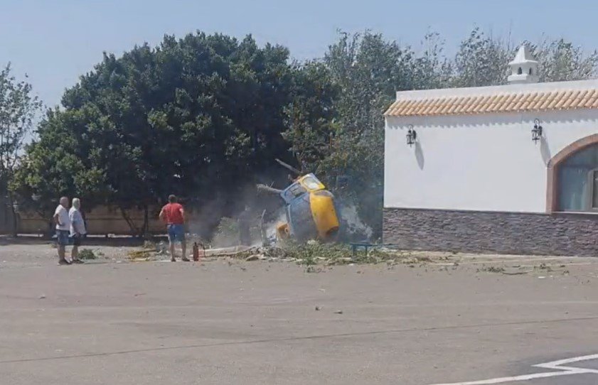 Helicóptero Pegasus accidentado en Almería