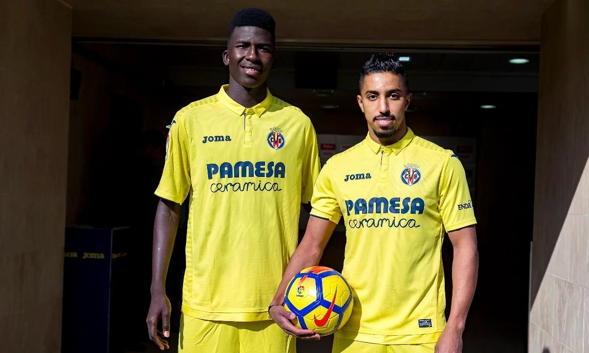 Salem Al Dawsari y Jaber Essa, en su presentación con el Villarreal en Primera División.