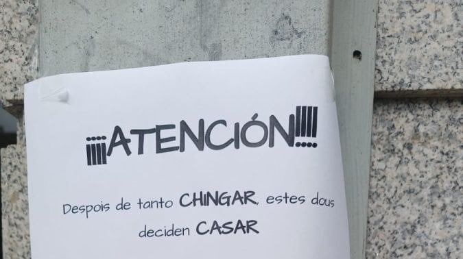 Cartel en la ciudad de Ourense.