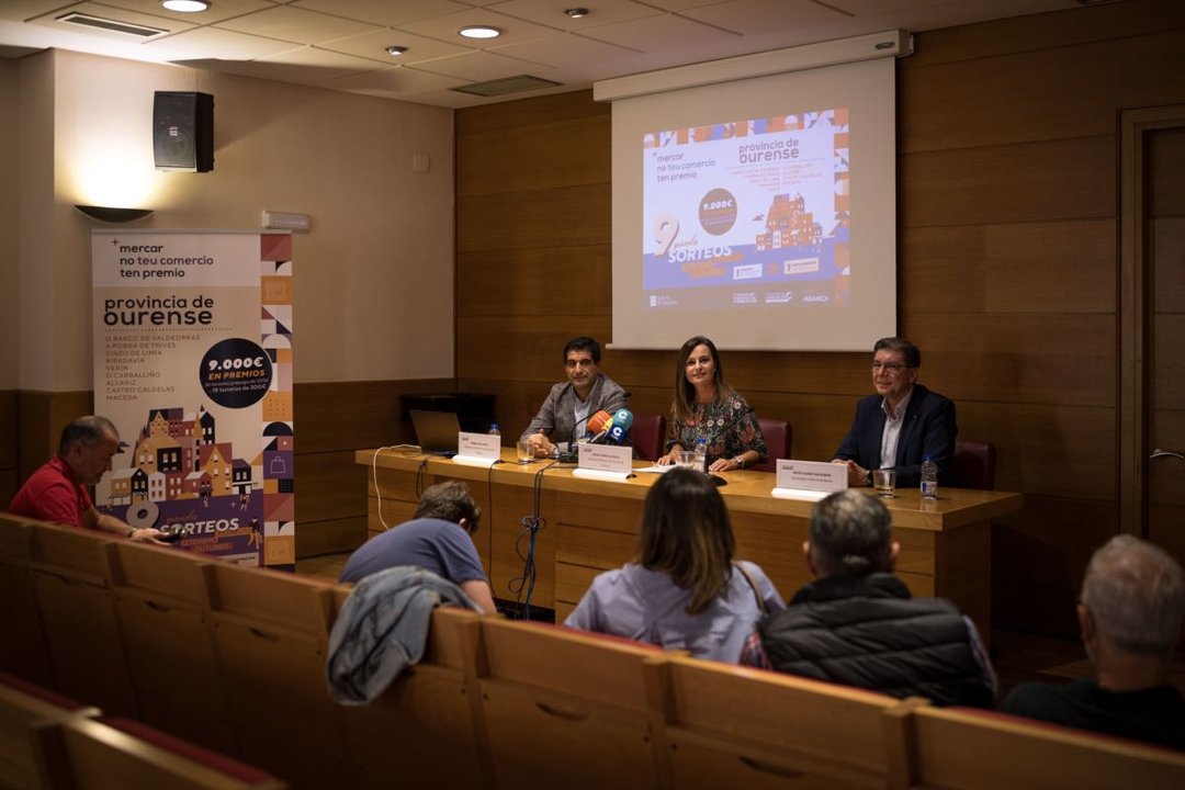 Gabriel Alén, Beatriz Gómez y Mateo Alonso, en la presentación.