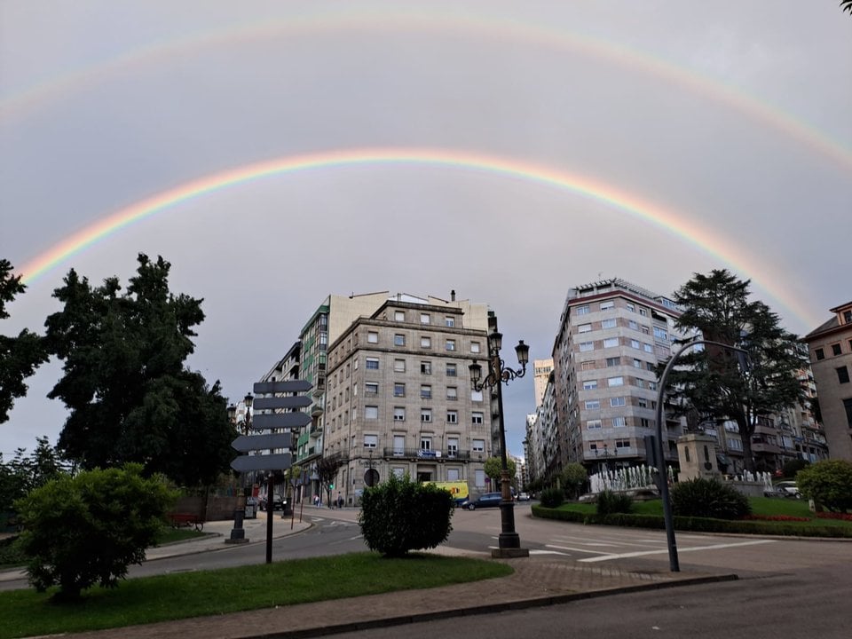 Nubes y arcoíris en Ourense