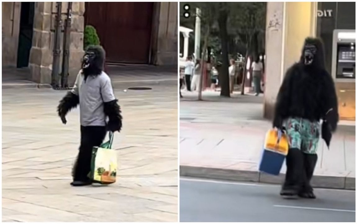El hombre disfrazado de mono caminando por las calles de Ourense.