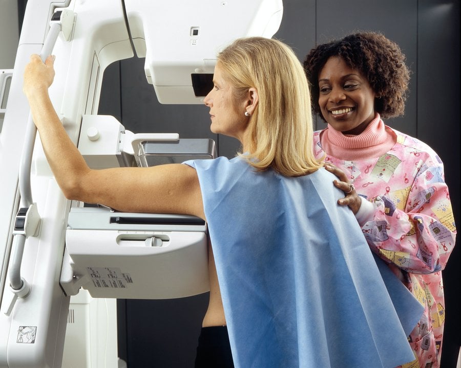 Imagen de archivo de una mamografía. Foto: Unsplash.