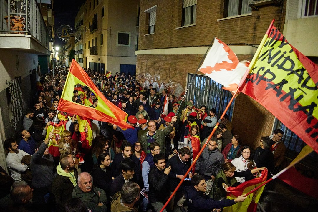 Protestas ante la sede del PSOE de Andalucía, en Sevilla (EP).